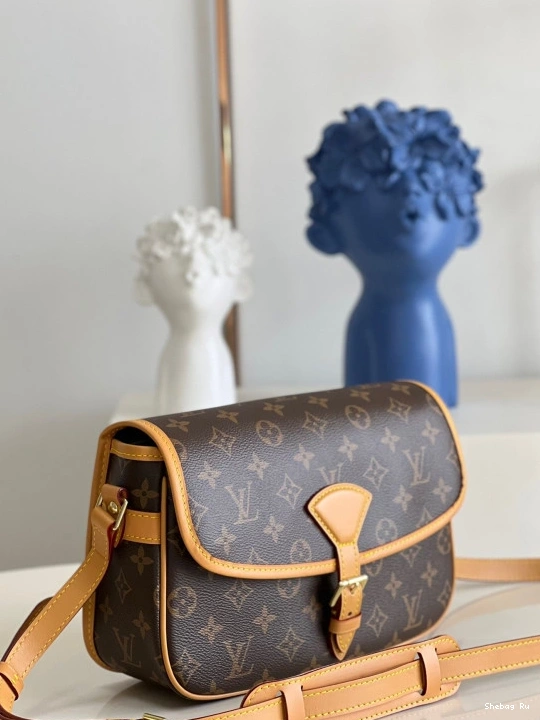 SOLOGNE VUITTON VINTAGE LOUIS 0825